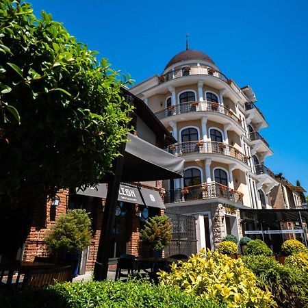 سوخومي Leon Boutique Hotel المظهر الخارجي الصورة