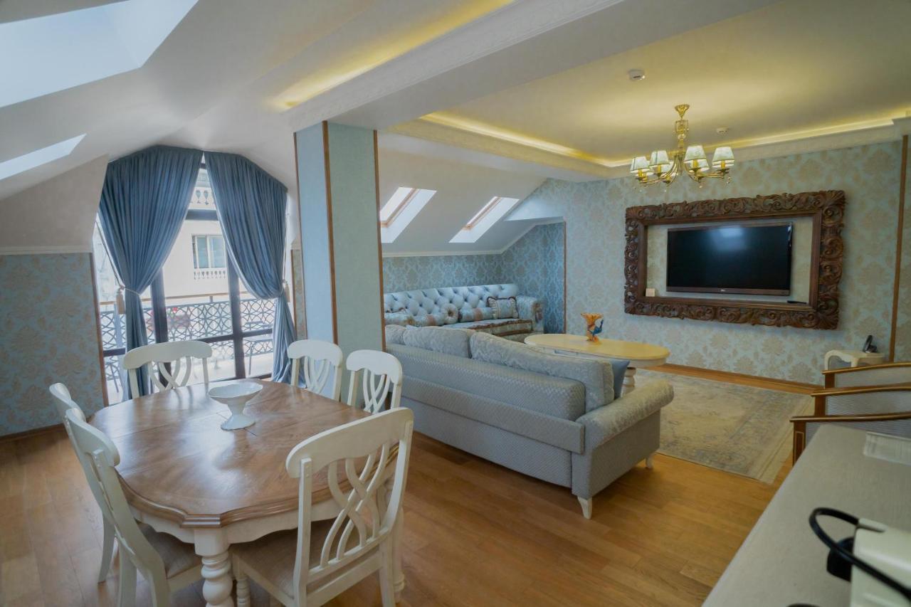 سوخومي Leon Boutique Hotel المظهر الخارجي الصورة