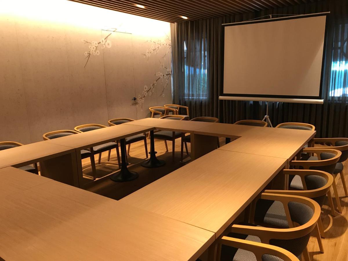 سوخومي Leon Boutique Hotel المظهر الخارجي الصورة