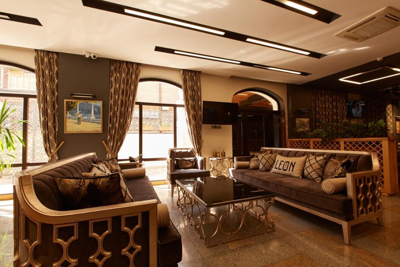 سوخومي Leon Boutique Hotel المظهر الخارجي الصورة